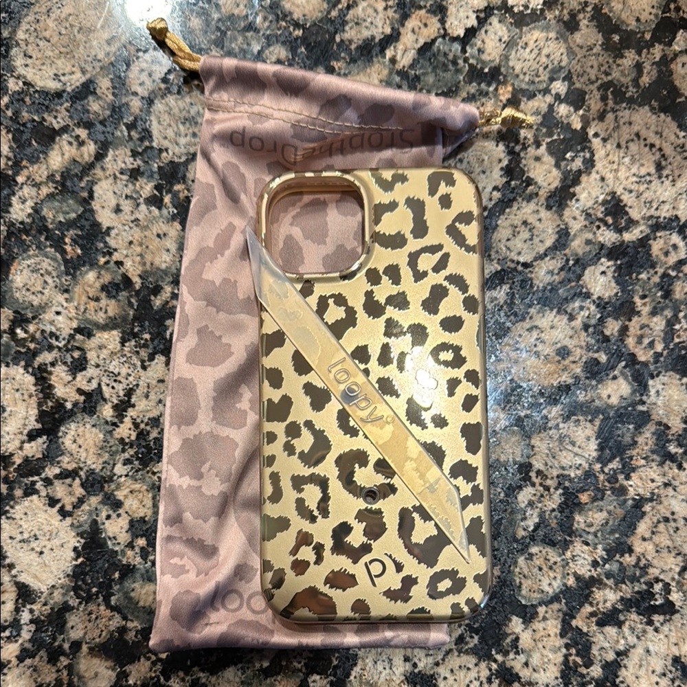 Metallic gold Leopard loopy case